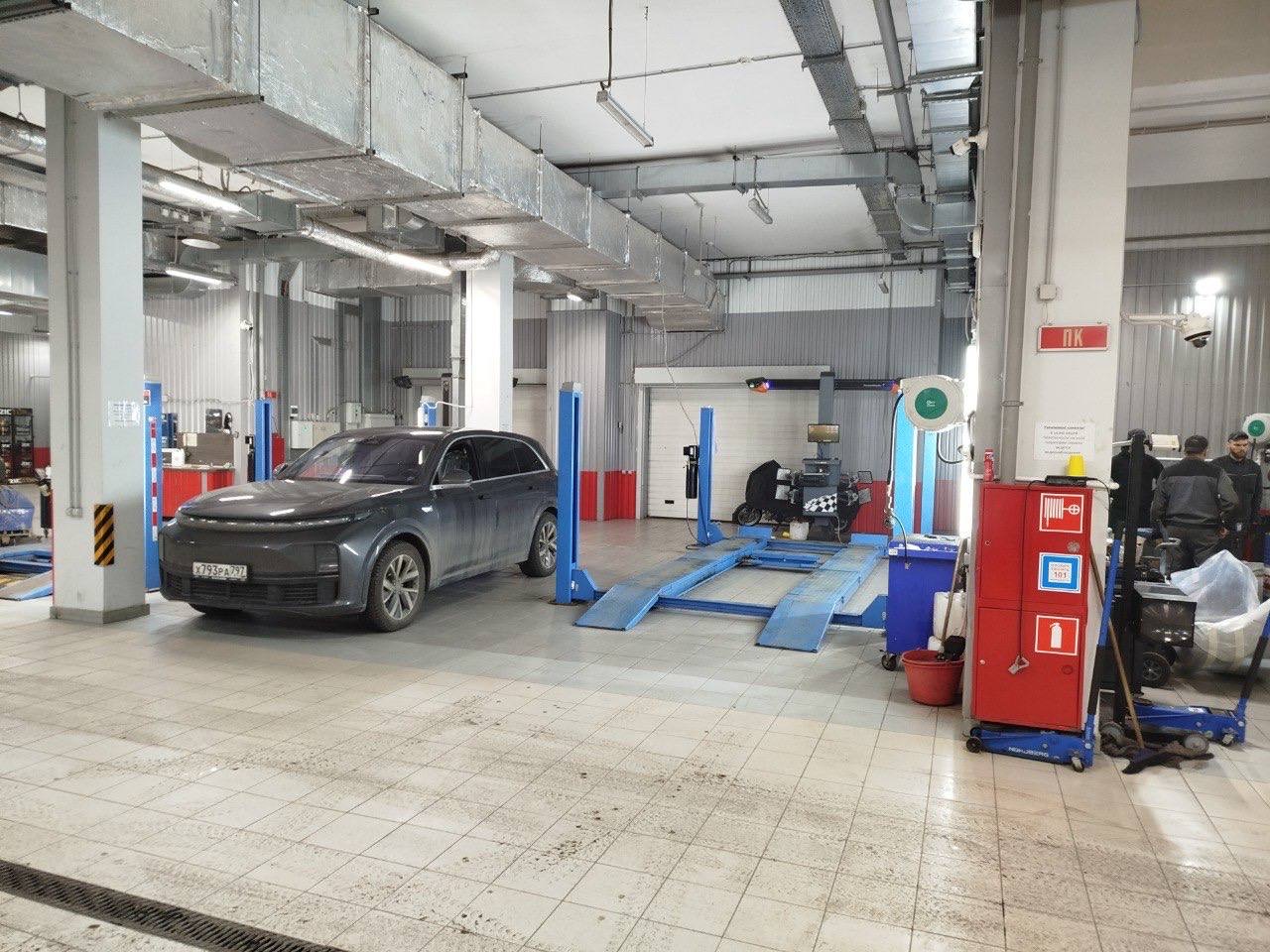 Помещение под автосервис